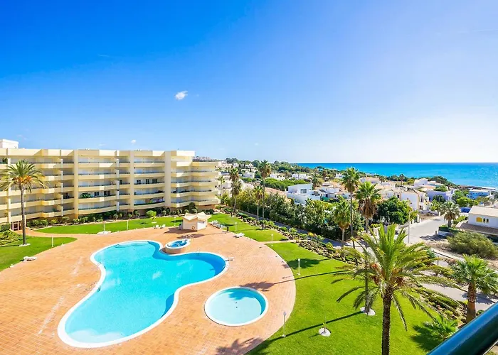 Luxury Apart Wstunning Sea Views, Walk Beach