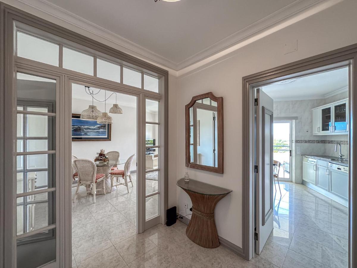 Apartamento Luxury Wstunning Sea Views, Walk Albufeira